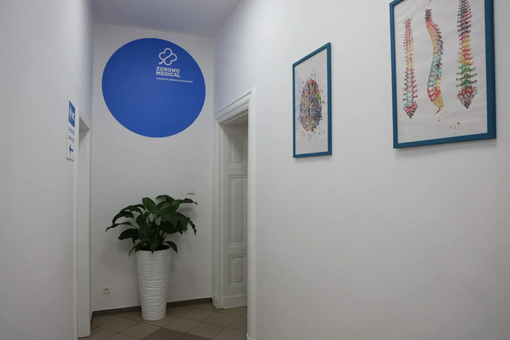 Рецепция медицинской клиники - 4