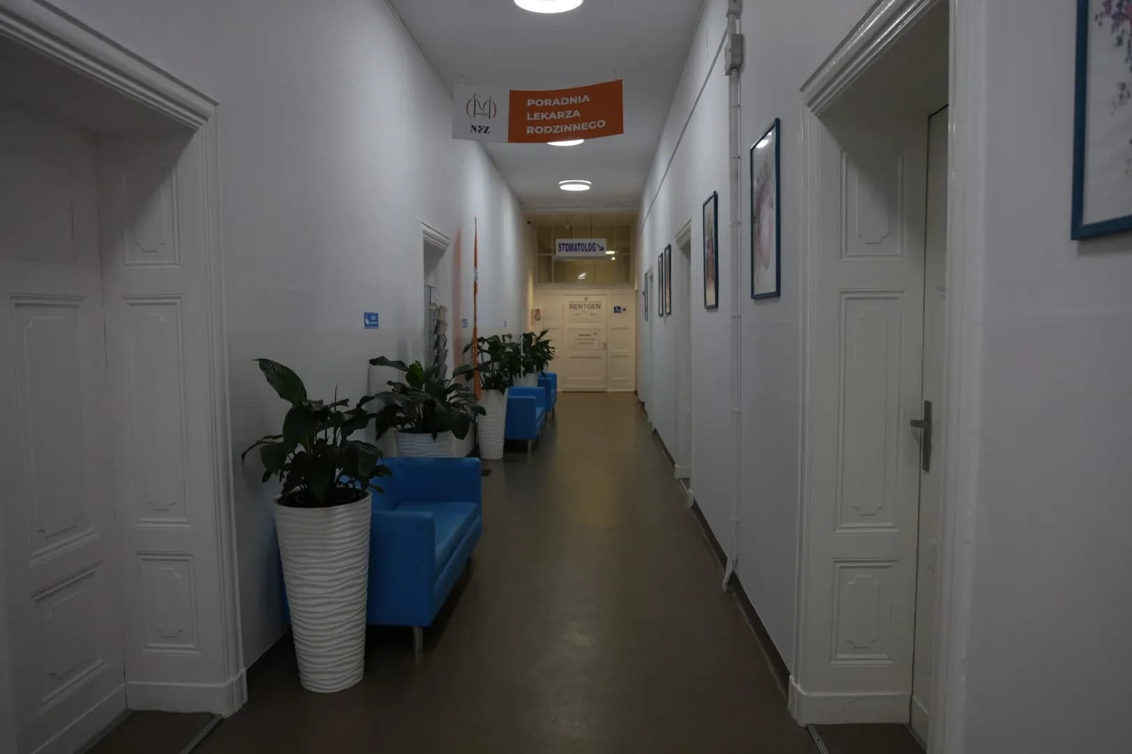 Рецепция медицинской клиники - 11