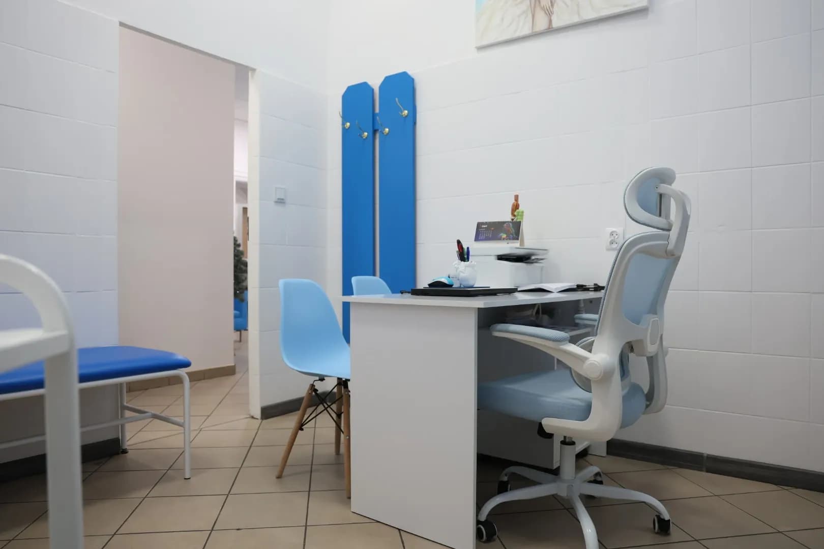 Медицинский кабинет гастроэнтеролога - 10