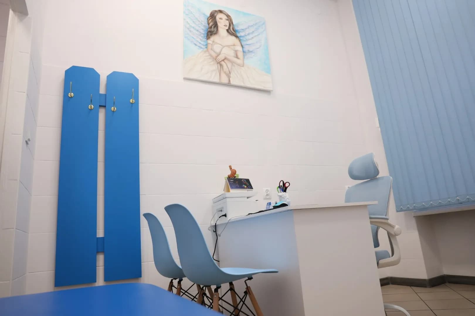 Медицинский кабинет гастроэнтеролога - 6